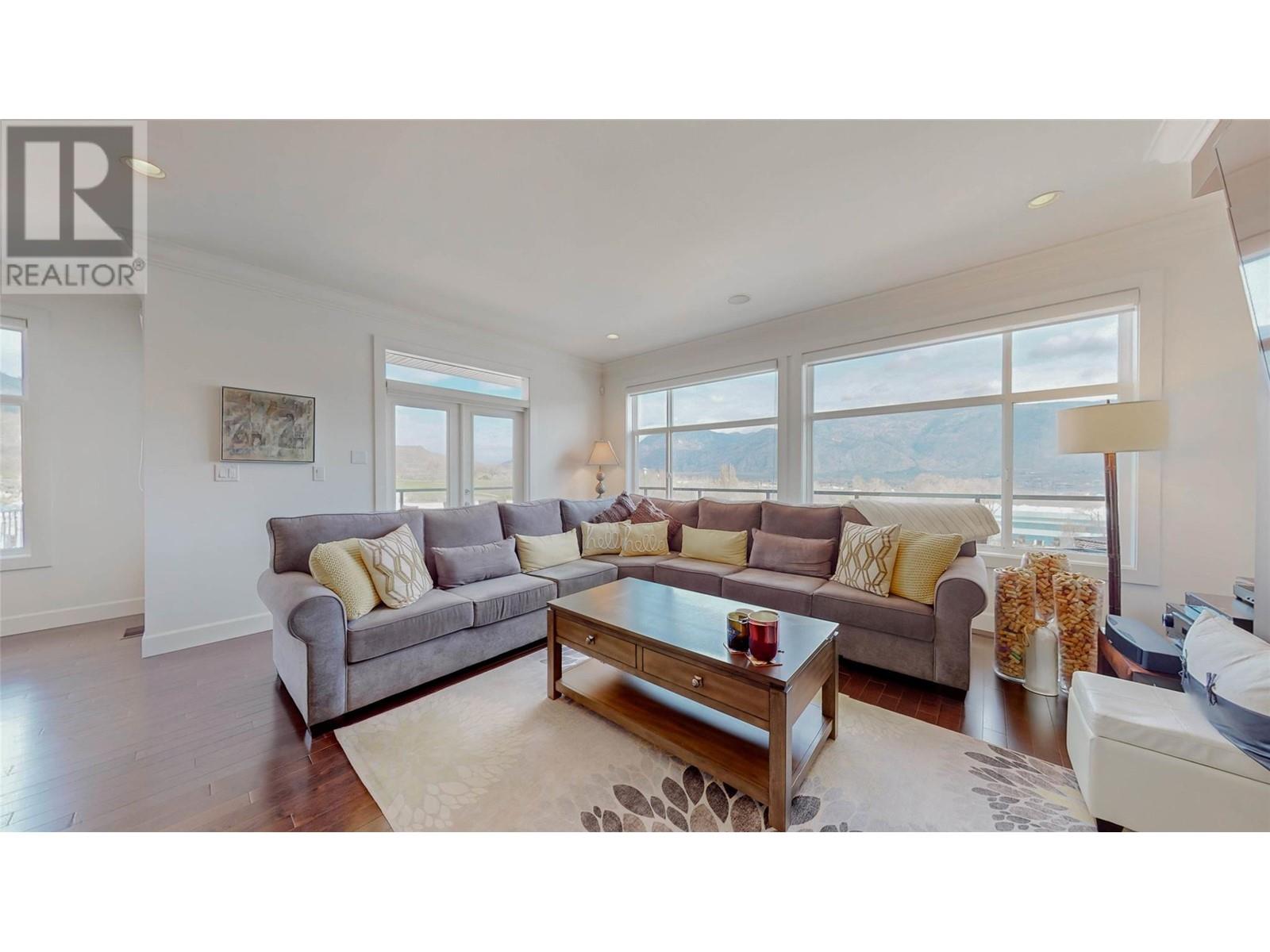 4215 PEBBLE BEACH Drive, Osoyoos, British Columbia