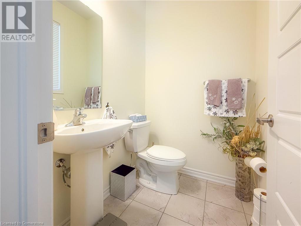 888 Sumac Crescent, Milton, Ontario  L9E 1R7 - Photo 8 - 40707394