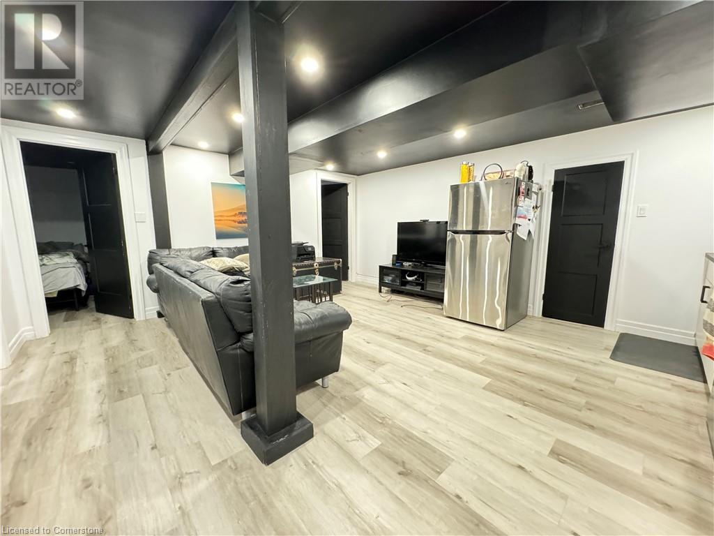 Photo 19 of 27 for 442 Scenic Drive