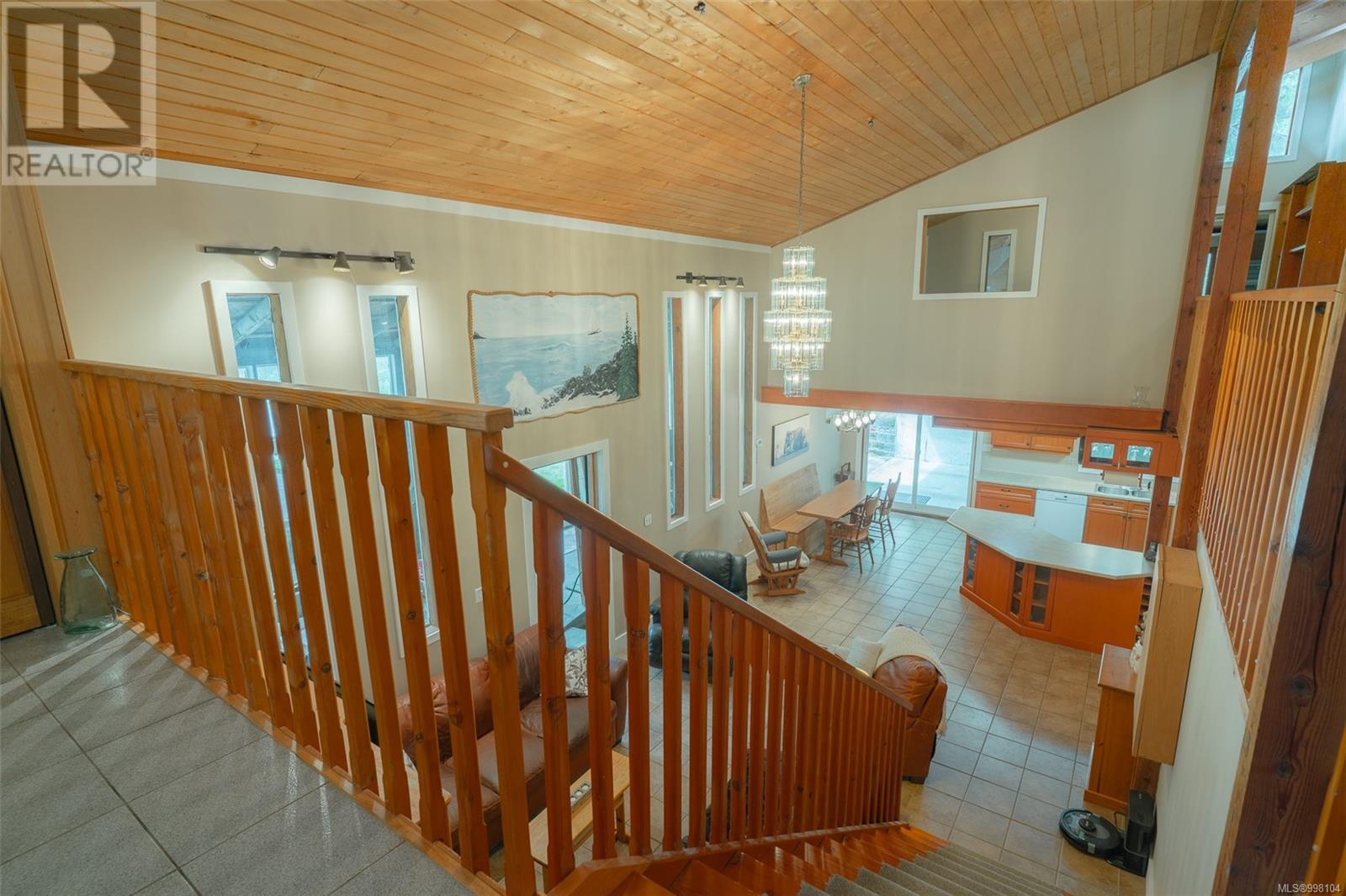 Property at 5050 Sharon Dr image 4