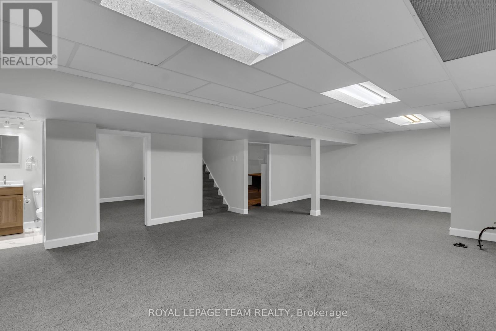 638 Coronation Avenue, Ottawa, Ontario  K1G 0M5 - Photo 27 - X12171657