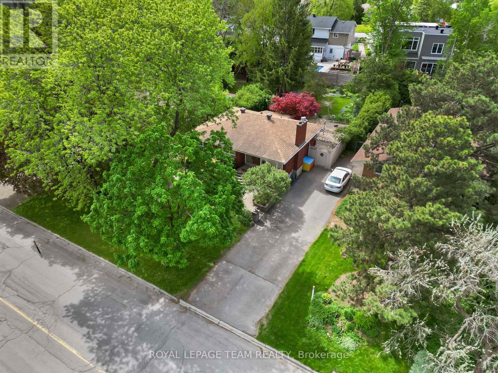638 Coronation Avenue, Ottawa, Ontario  K1G 0M5 - Photo 5 - X12171657