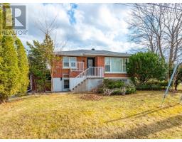 LOWER - 301 MAPLE STREET E, Whitby, Ontario