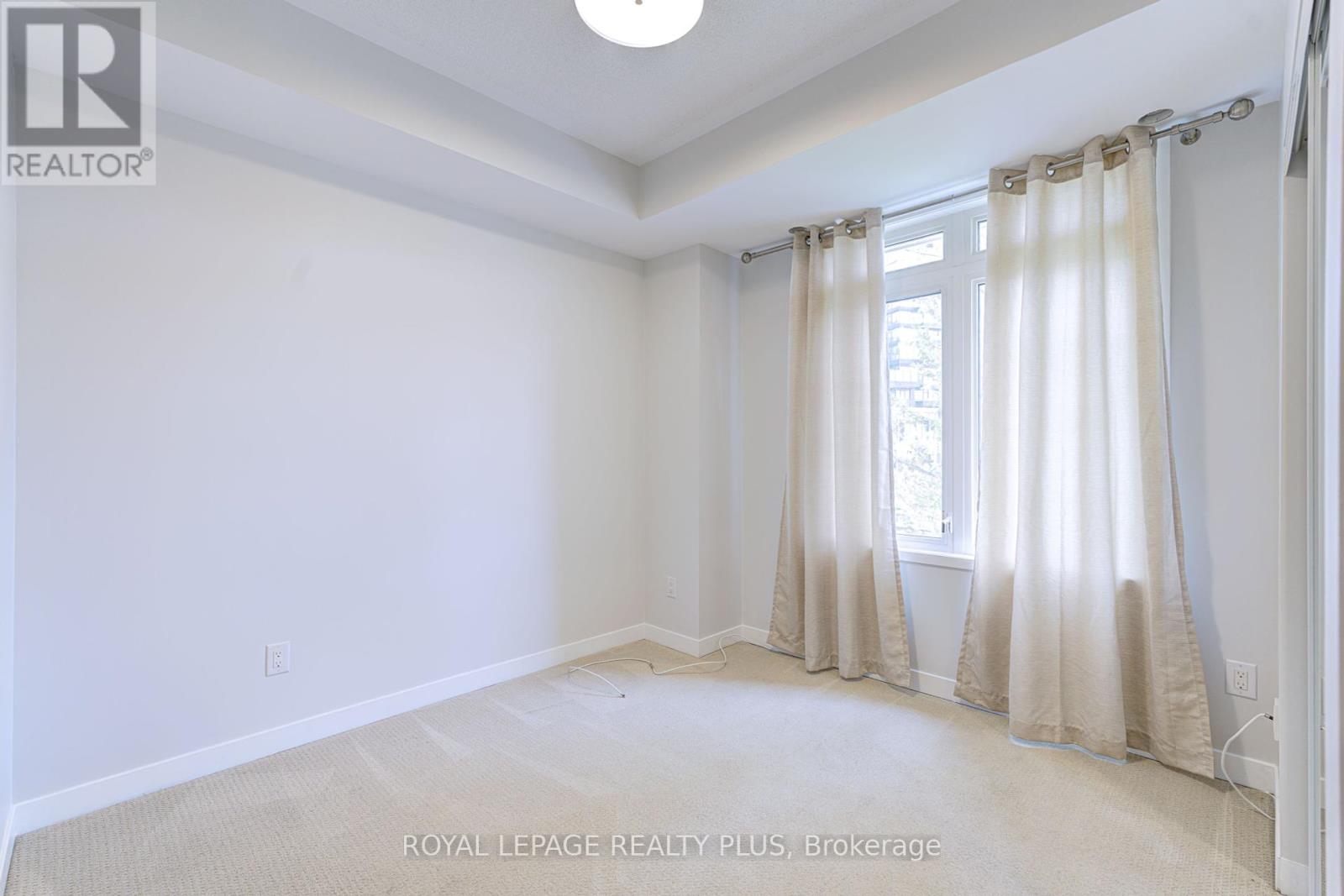Th 1 - 370 Square One Drive, Mississauga, Ontario  L5B 0G6 - Photo 19 - W12171129