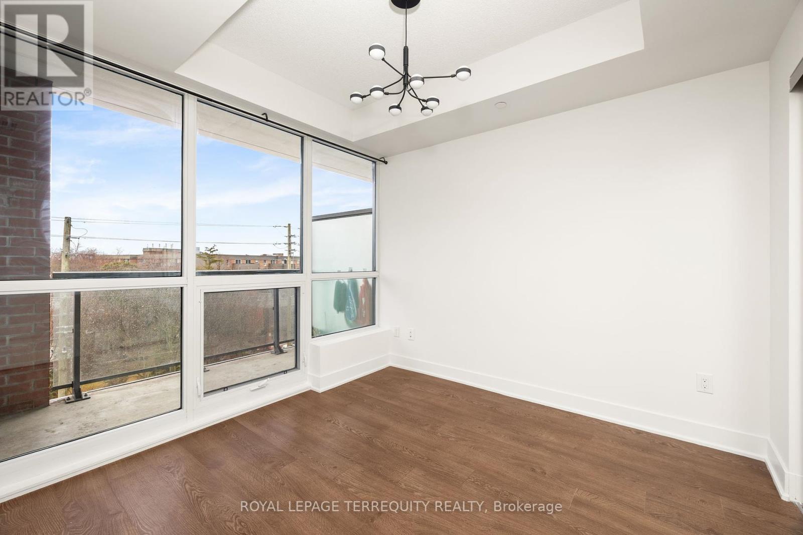 614 - 7608 Yonge Street, Vaughan, Ontario  L4J 0J5 - Photo 15 - N12171638