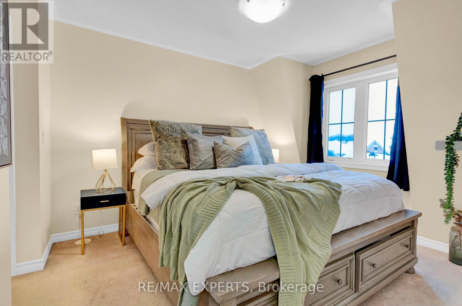 136 Alvin Pegg Drive, East Gwillimbury, Ontario  L9N 0R7 - Photo 16 - N12171654