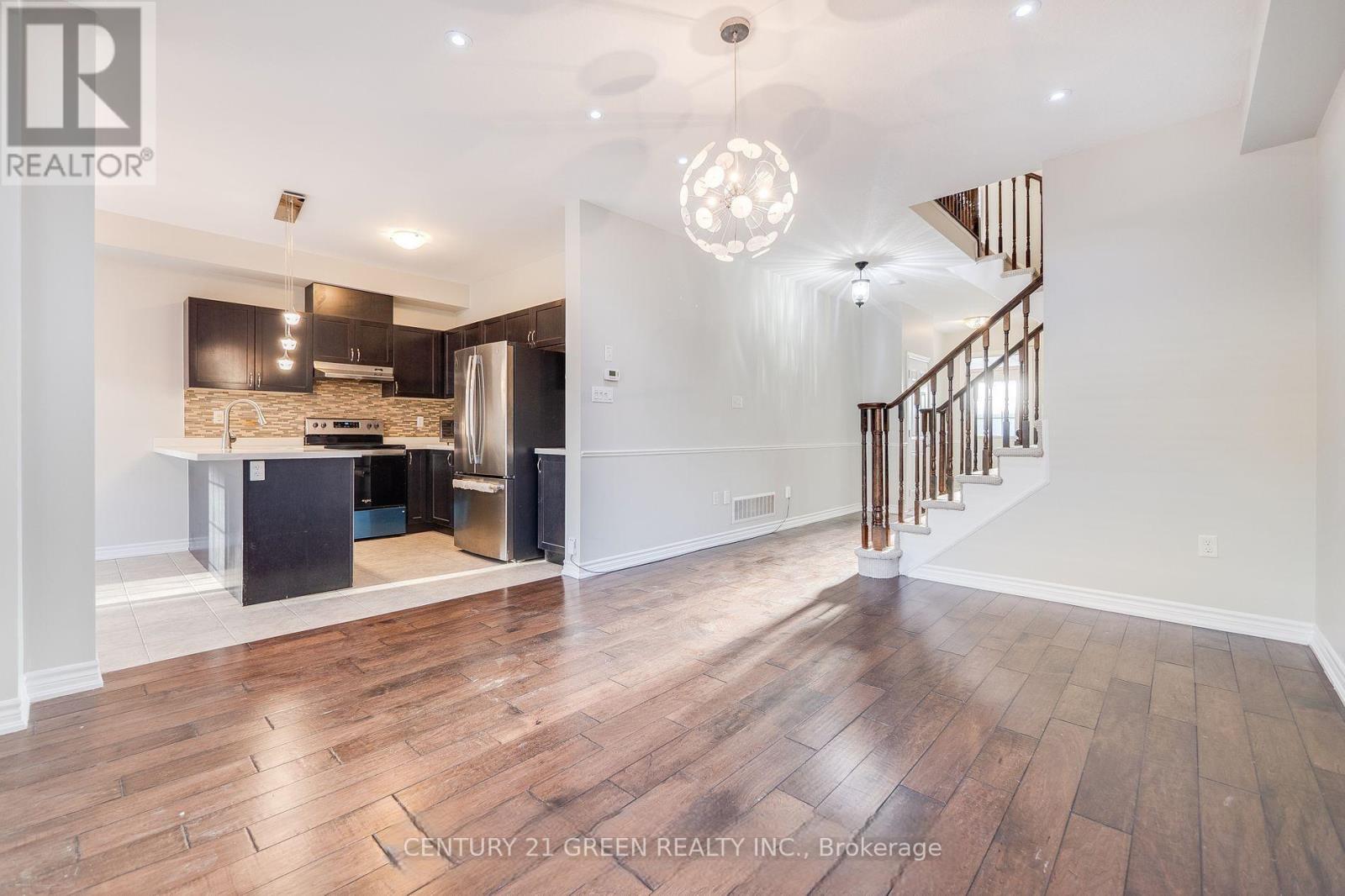 569 Murray Meadows Place, Milton (Cl Clarke), Ontario  L9T 8L8 - Photo 9 - W12171636