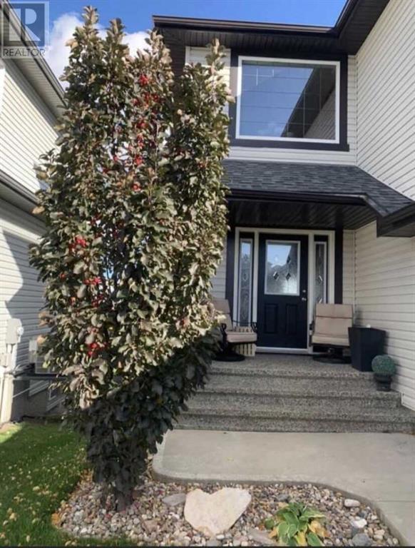 Property at 117 Sandhill Place image 3