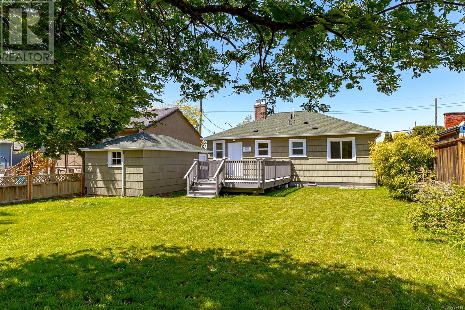 2723 Foul Bay Rd, Oak Bay, British Columbia  V8R 5B6 - Photo 27 - 997410