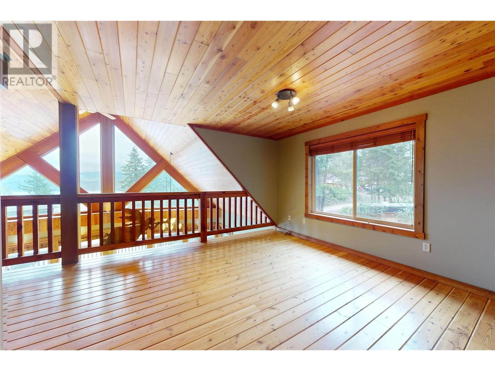 10600 Columbia Way, Vernon, British Columbia  V1H 2B4 - Photo 37 - 10347739