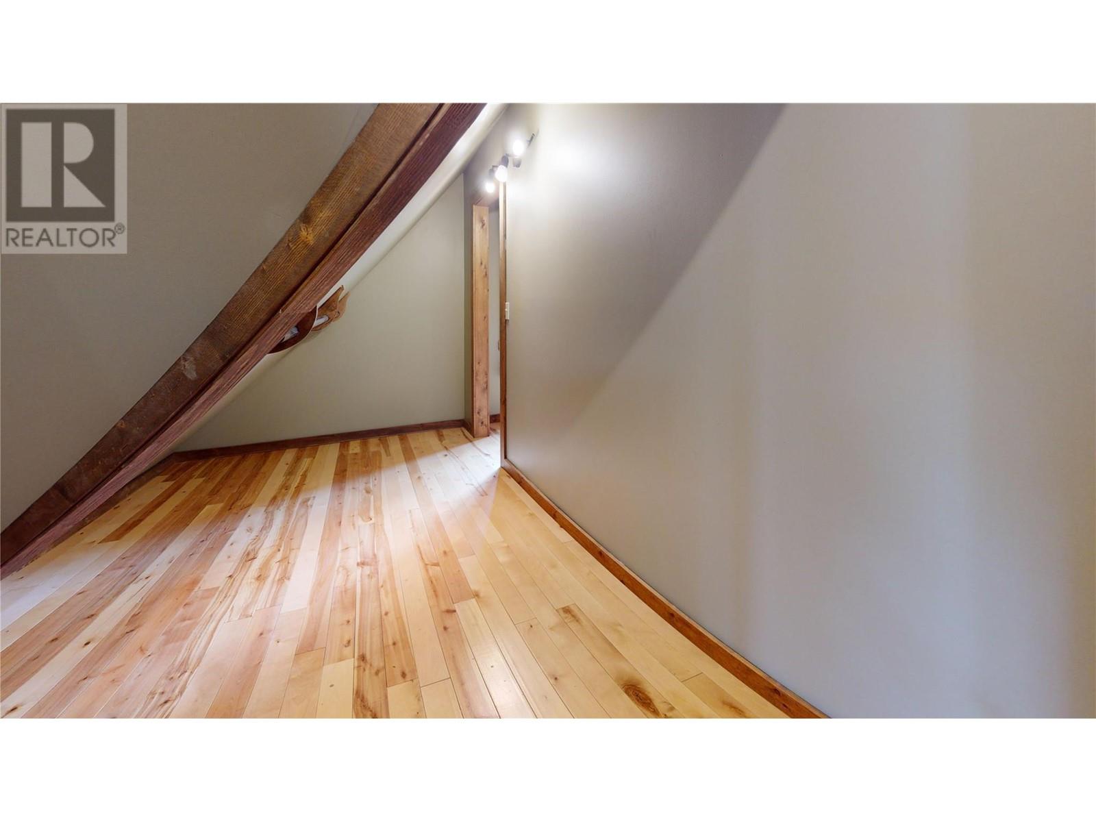 10600 Columbia Way, Vernon, British Columbia  V1H 2B4 - Photo 77 - 10347739