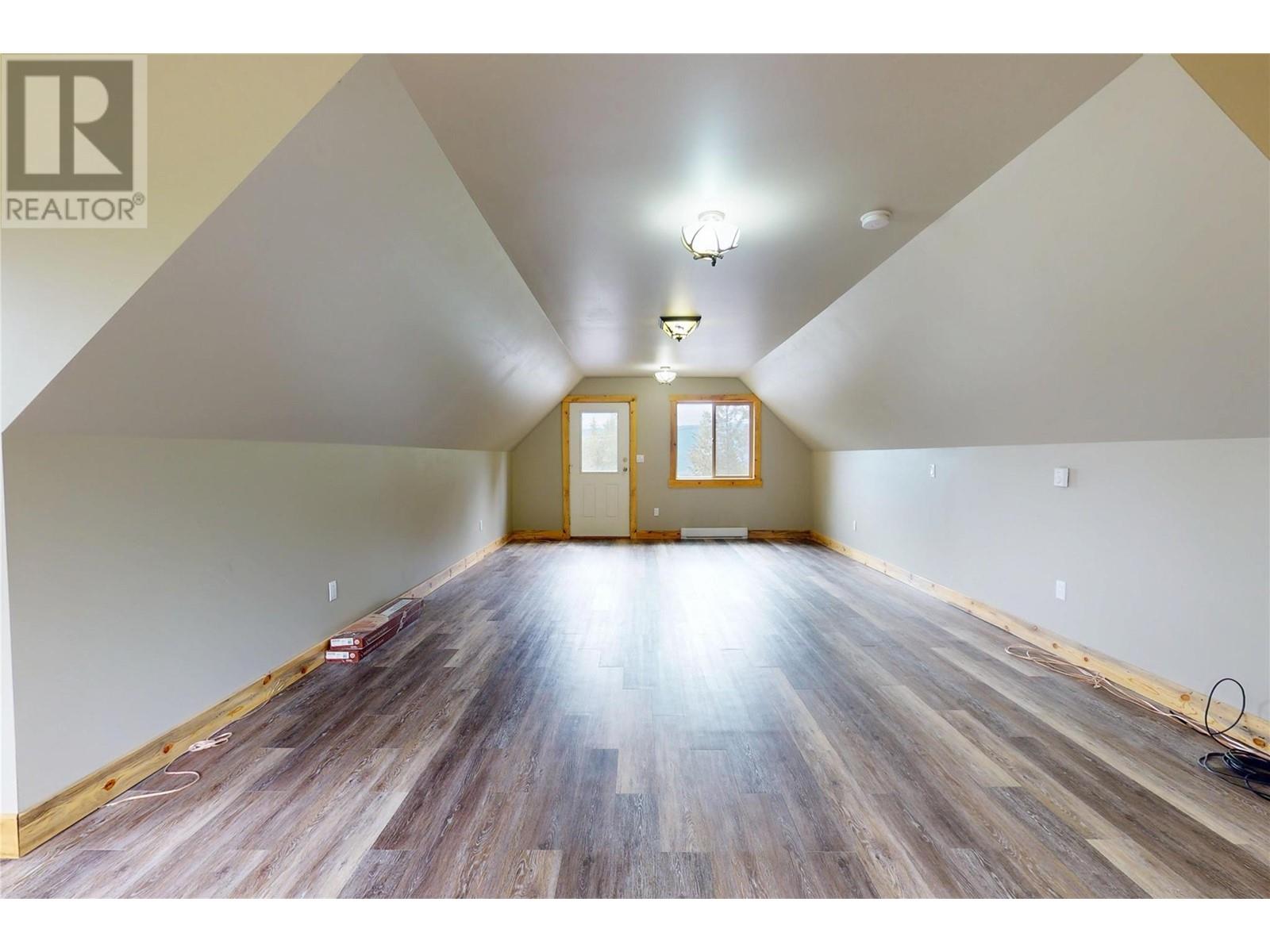 10600 Columbia Way, Vernon, British Columbia  V1H 2B4 - Photo 67 - 10347739