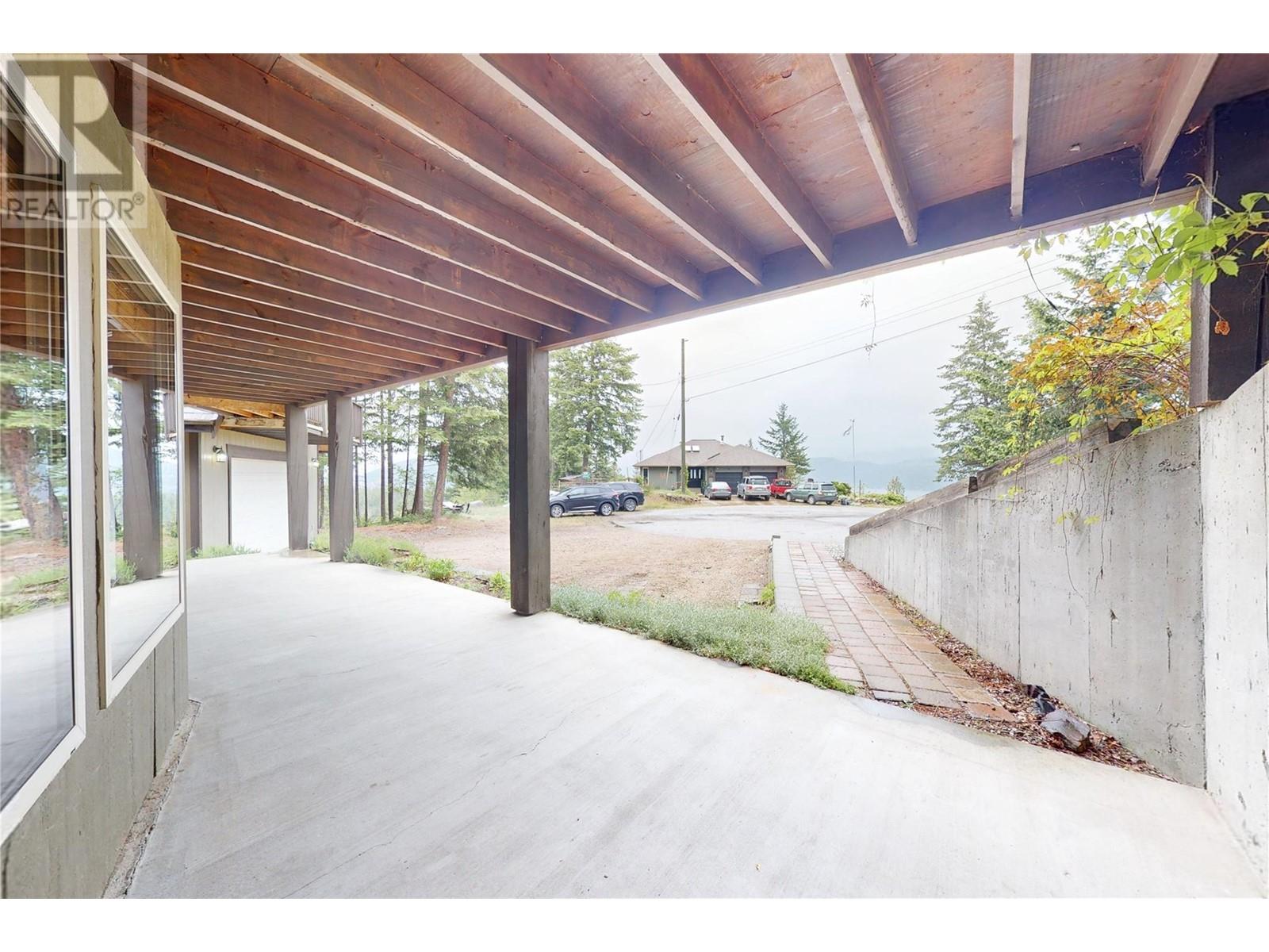10600 Columbia Way, Vernon, British Columbia  V1H 2B4 - Photo 57 - 10347739