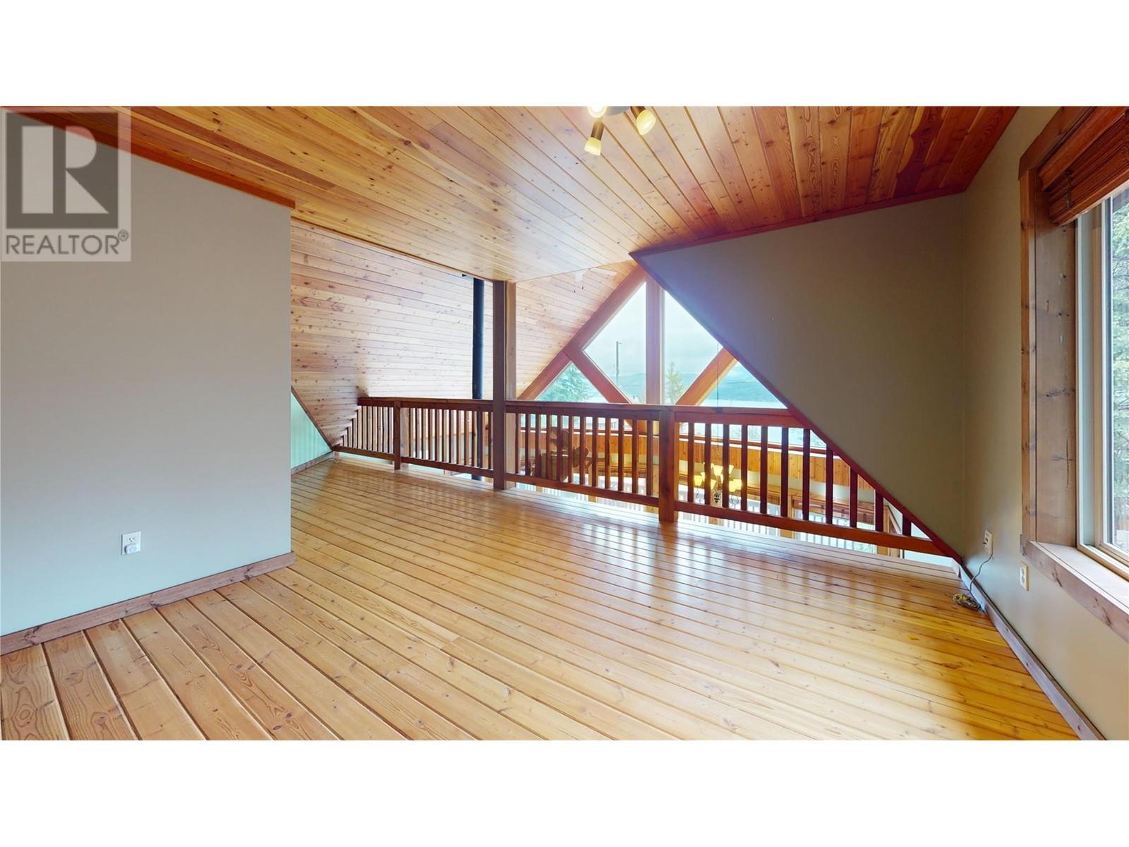 10600 Columbia Way, Vernon, British Columbia  V1H 2B4 - Photo 86 - 10347739