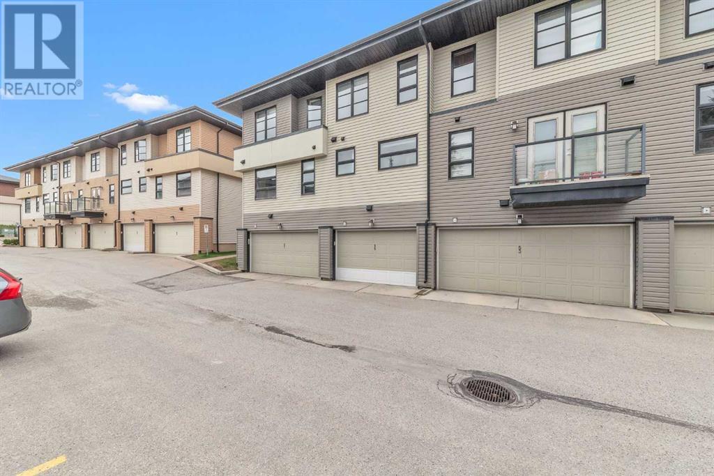 55 Aspen Hills Green Sw, Calgary, Alberta  T3H 0H6 - Photo 32 - A2221037