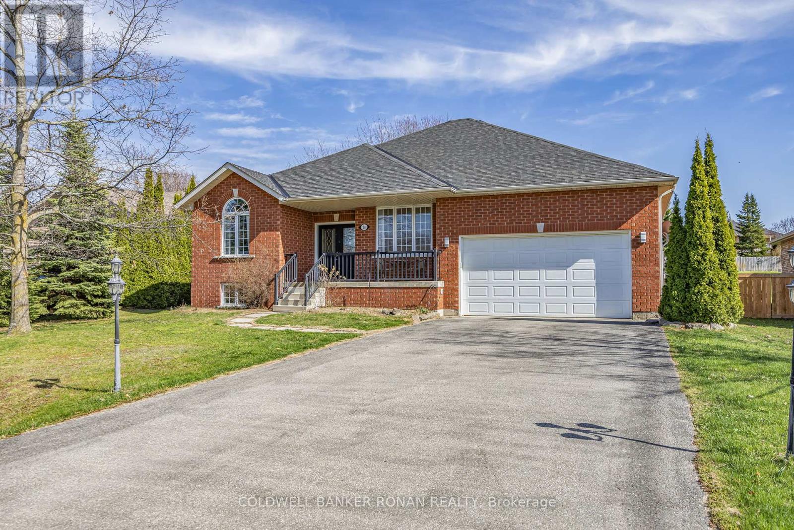 28 DEKKER STREET, adjala-tosorontio (everett), Ontario