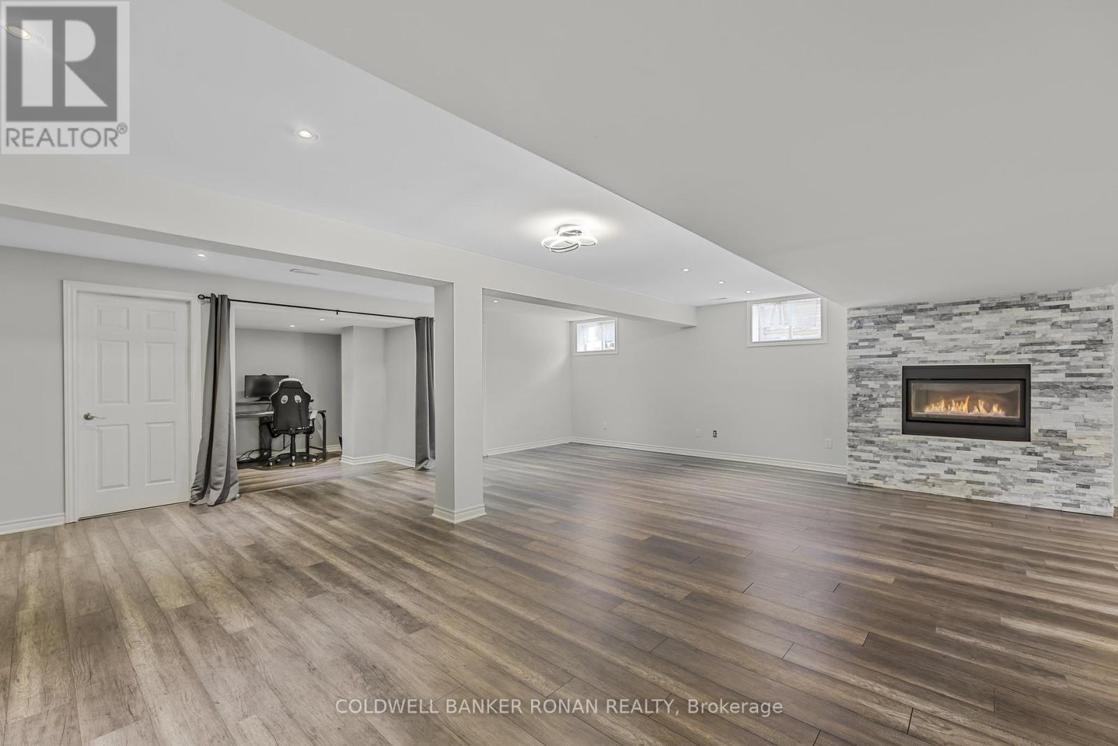 28 Dekker Street, Adjala-Tosorontio, Ontario  L0M 1J0 - Photo 22 - N12171684
