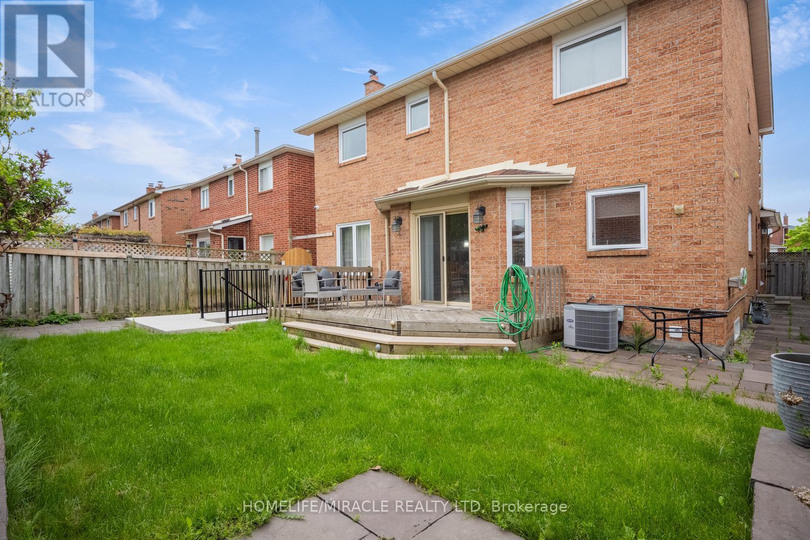 309 Conestoga Drive, Brampton, Ontario  L6Z 2T4 - Photo 45 - W12171663
