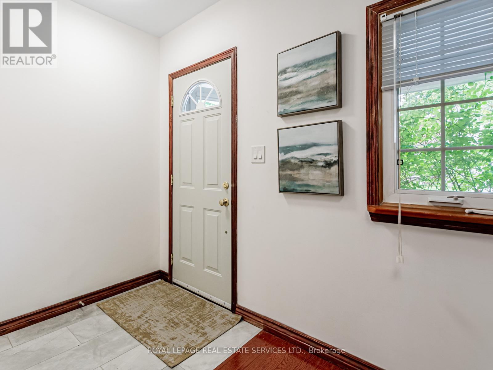 50 Florence Crescent, Toronto, Ontario  M6N 4E5 - Photo 4 - W12171679