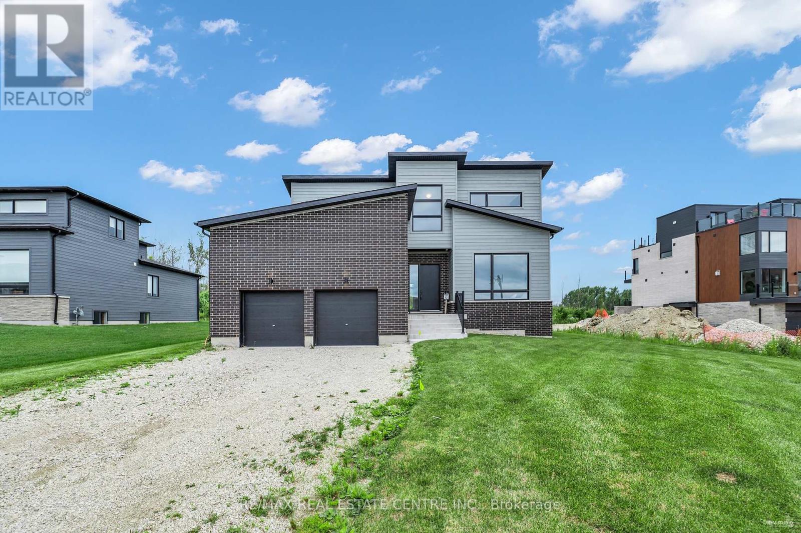 119 SLADDEN COURT, Blue Mountains, Ontario