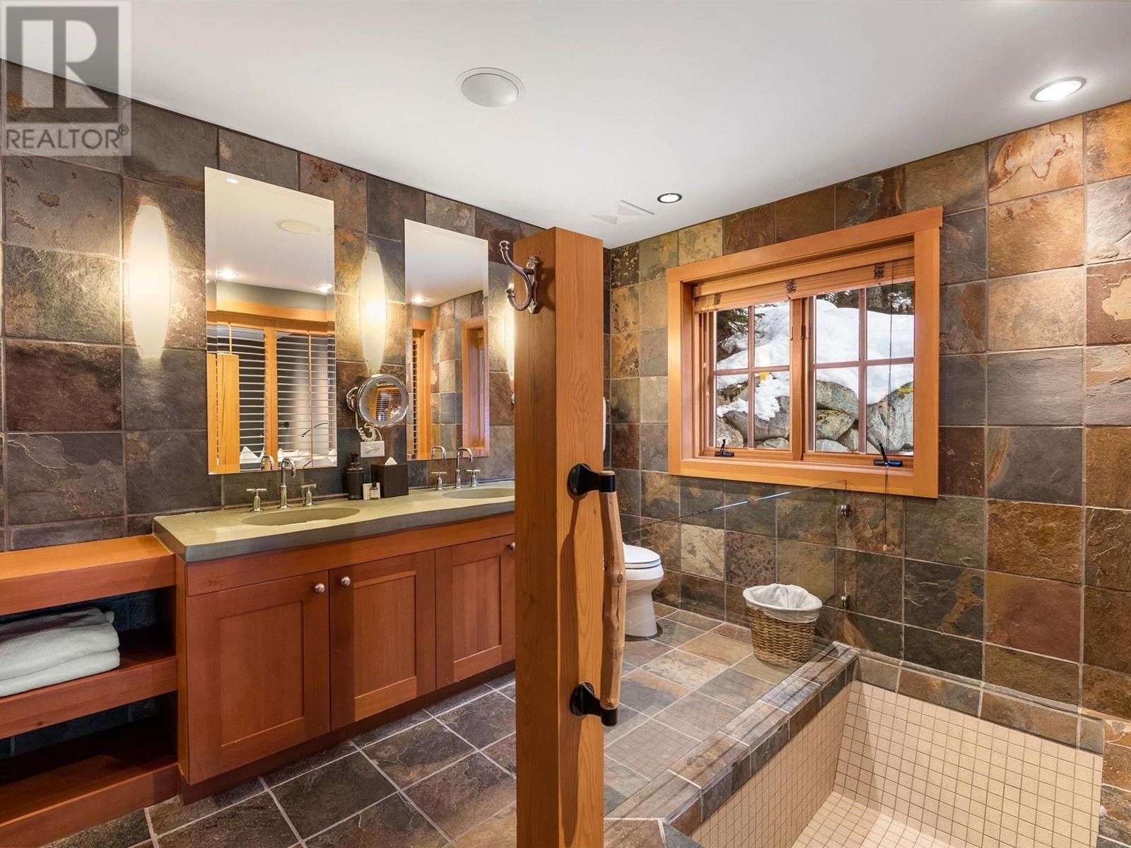 21j 2300 Nordic Drive, Whistler, British Columbia  V8E 0A6 - Photo 14 - R3006761