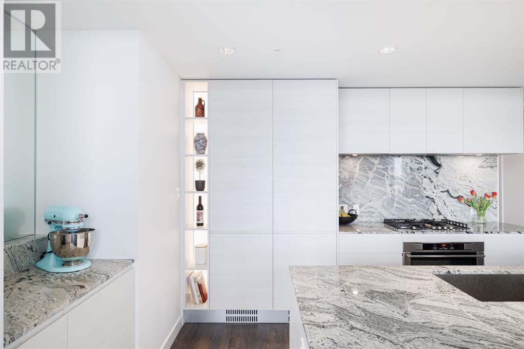 Property at 1608, 310 12 Avenue SW image 3