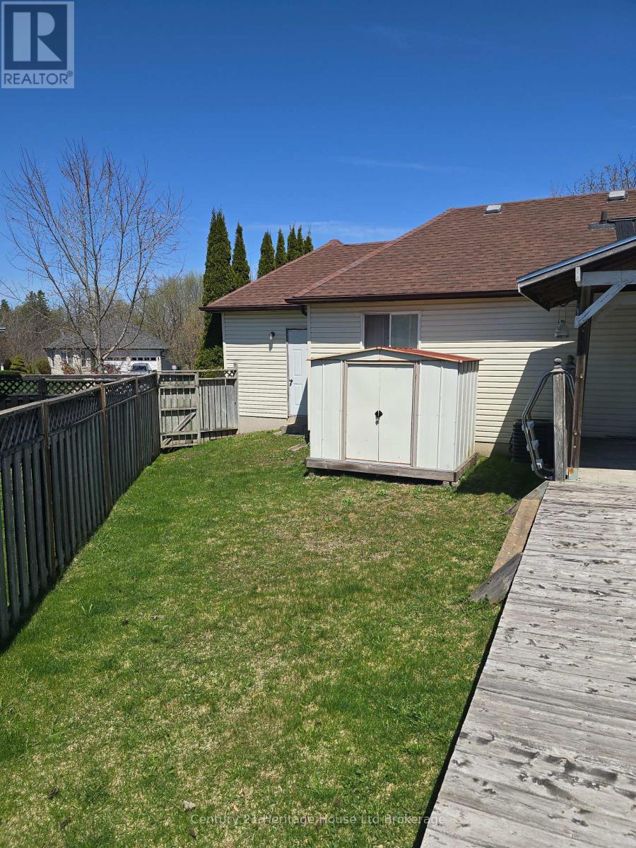 42 Pebble Beach Court, Woodstock (Woodstock - South), Ontario  N4S 8X2 - Photo 25 - X12099467