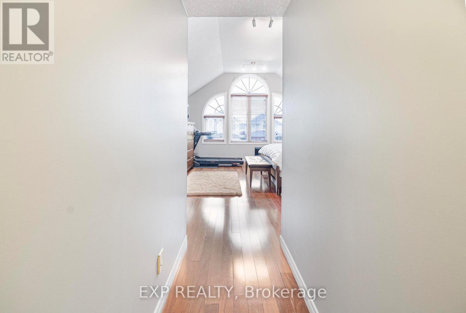 345 Thomas Slee Drive, Kitchener, Ontario  N2P 2X5 - Photo 37 - X12171714