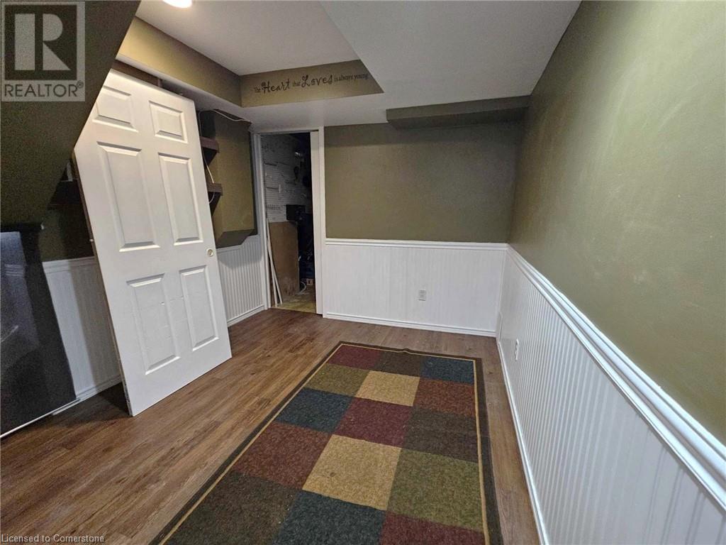 559 Sprucehill Avenue, Waterloo, Ontario  N2L 4V8 - Photo 13 - 40732601