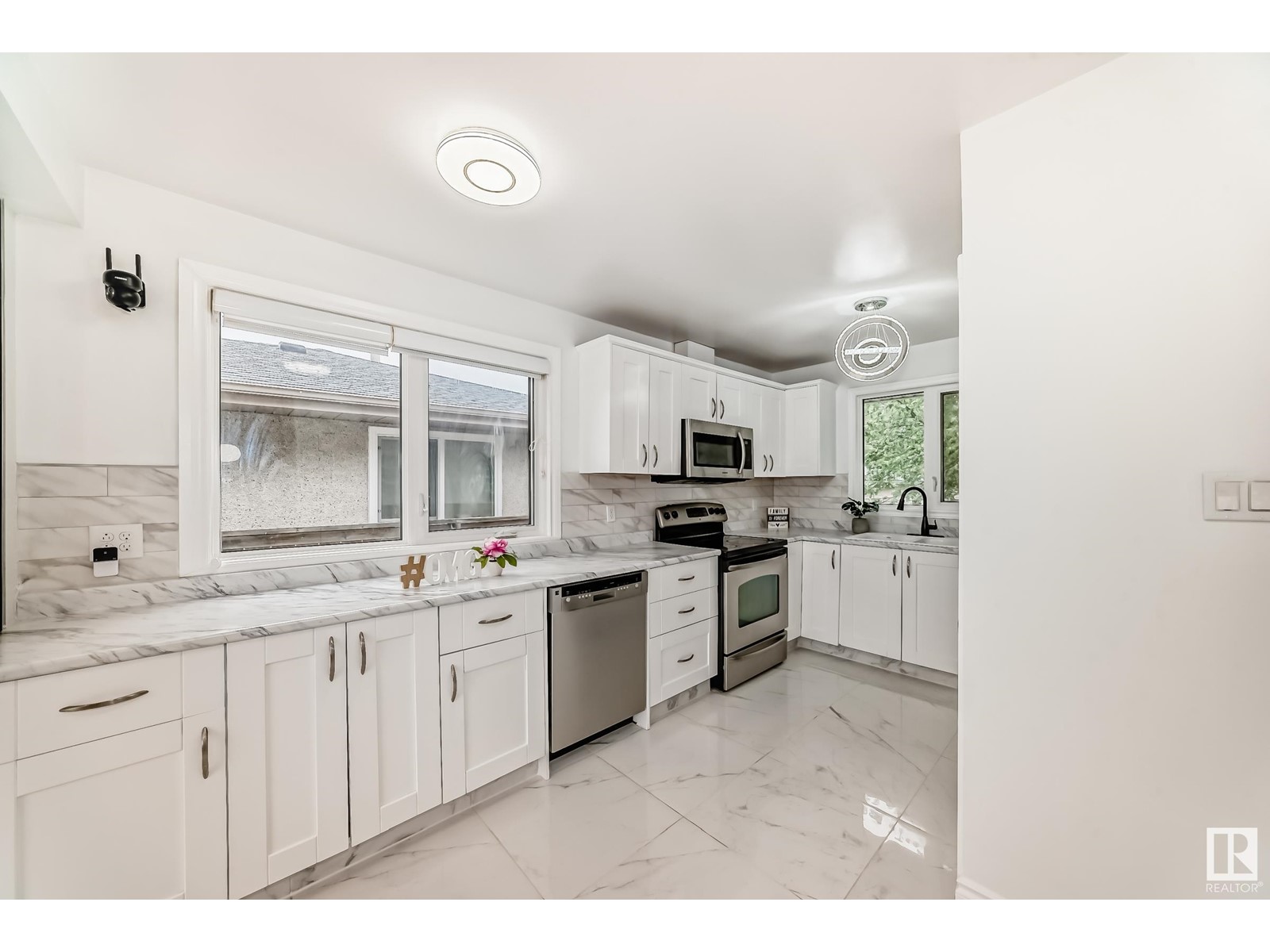13516 112 St Nw, Edmonton, Alberta  T5E 5A4 - Photo 10 - E4438429