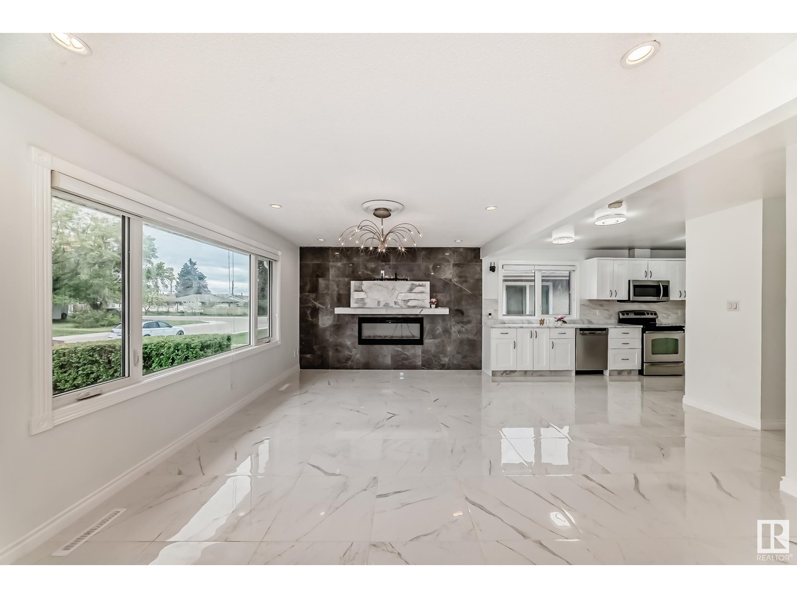 13516 112 St Nw, Edmonton, Alberta  T5E 5A4 - Photo 7 - E4438429