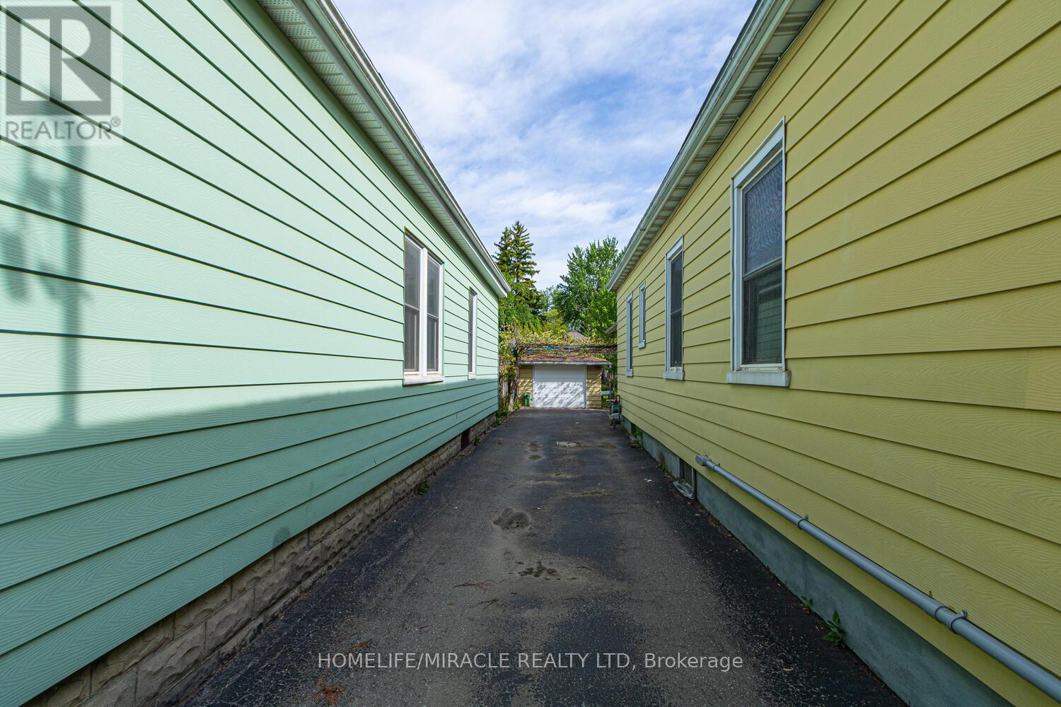 356 Hill Street, London East, Ontario  N6B 1E3 - Photo 40 - X12171717