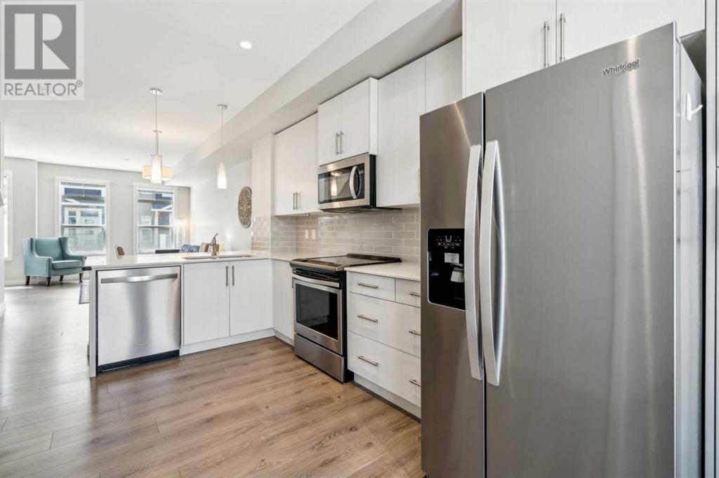 112 Legacy Path Se, Calgary, Alberta  T2X 4H9 - Photo 5 - A2212002