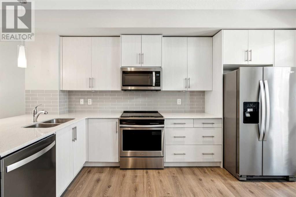 112 Legacy Path Se, Calgary, Alberta  T2X 4H9 - Photo 3 - A2212002