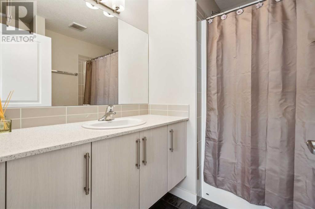 112 Legacy Path Se, Calgary, Alberta  T2X 4H9 - Photo 21 - A2212002