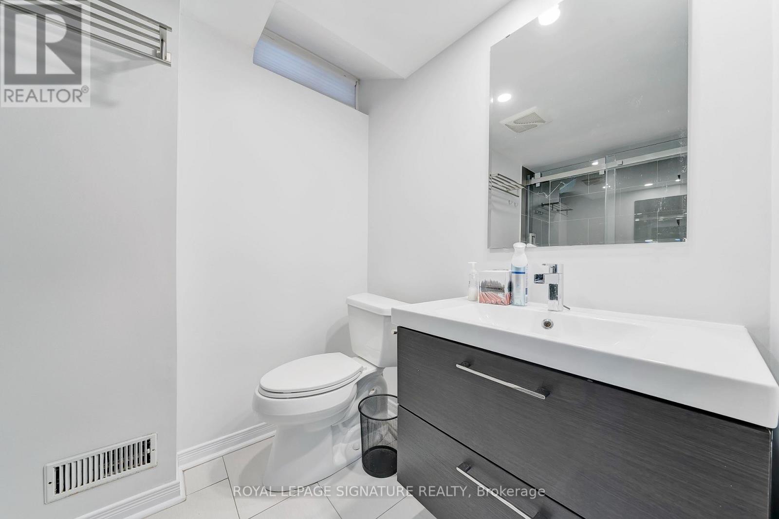58 Colonial Crescent, Richmond Hill, Ontario  L4E 3X3 - Photo 37 - N12168784