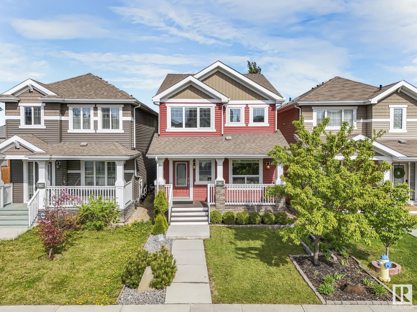 1607 167 St Sw, Edmonton, Alberta  T6W 3C4 - Photo 2 - E4438432
