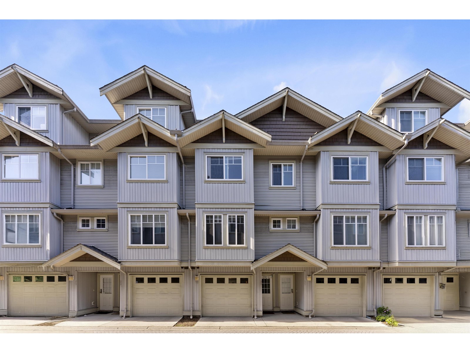 92 12040 68 AVENUE, Surrey, British Columbia
