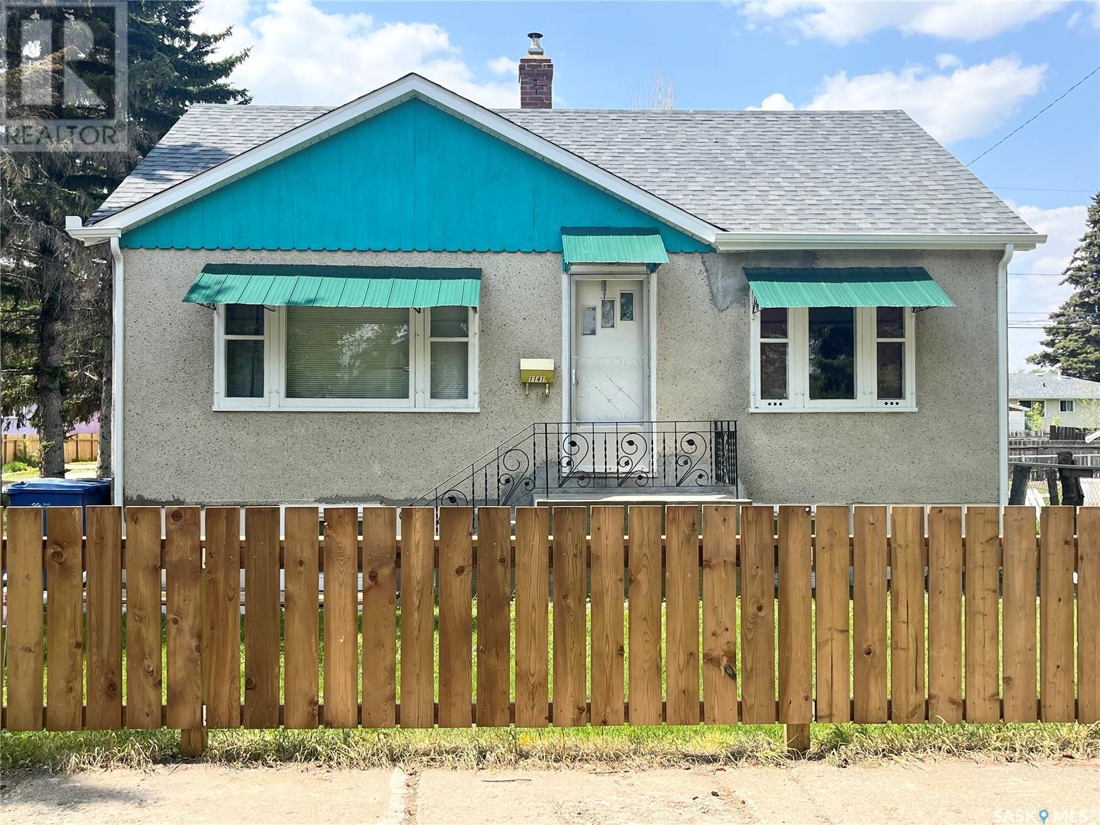 1141 109th STREET, north battleford, Saskatchewan