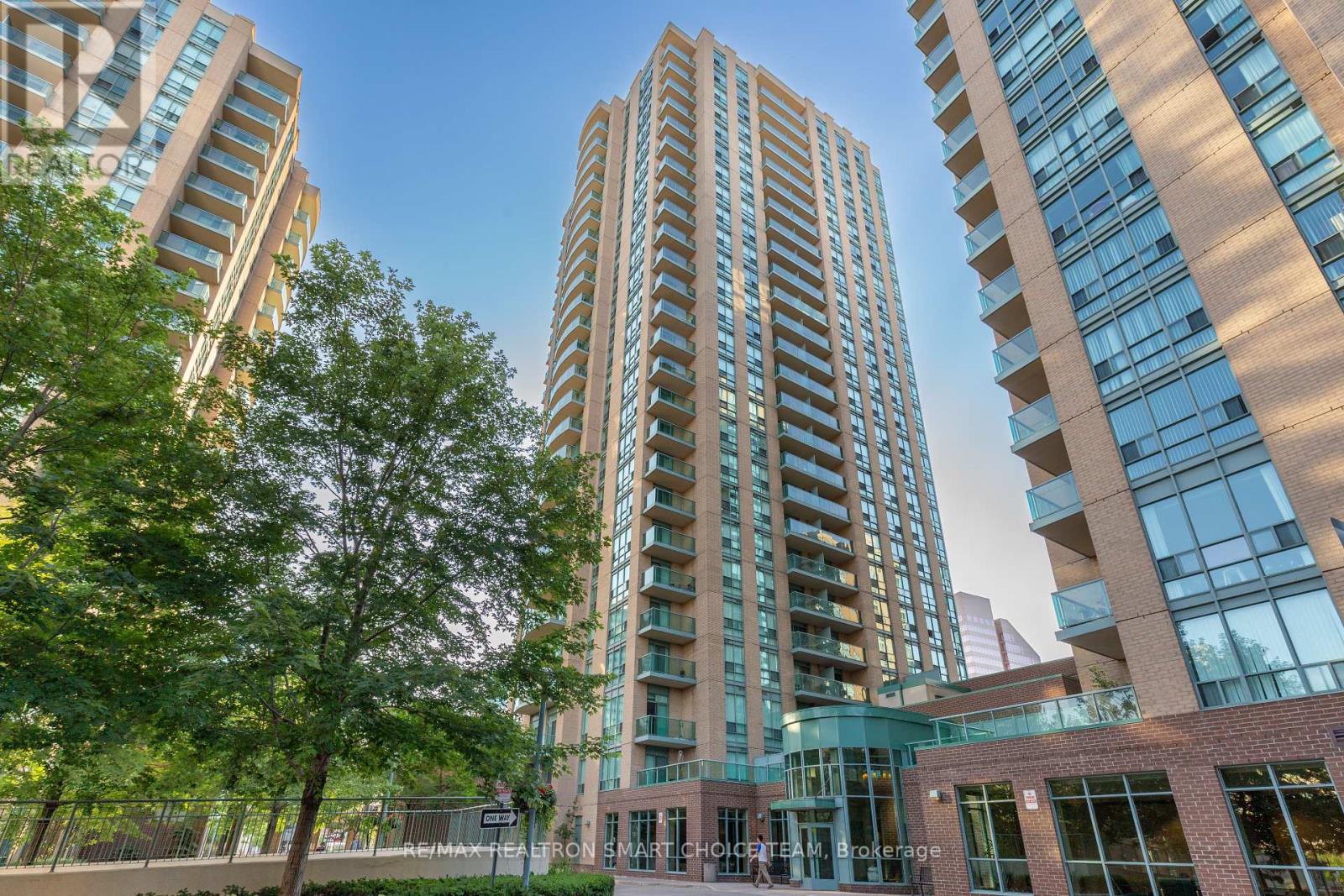 607 - 22 Olive Avenue, Toronto, Ontario  M2N 7G6 - Photo 1 - C12171736