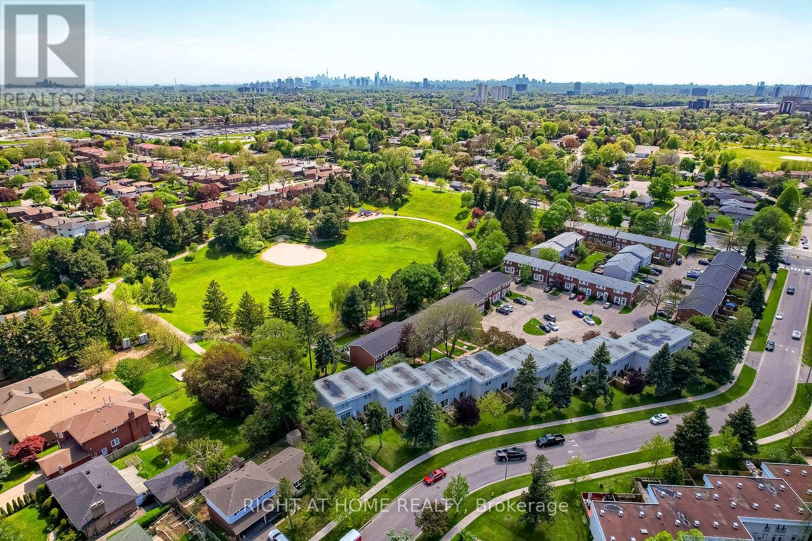 14 Amulet Street, Toronto, Ontario  M1T 2E4 - Photo 46 - E12158408