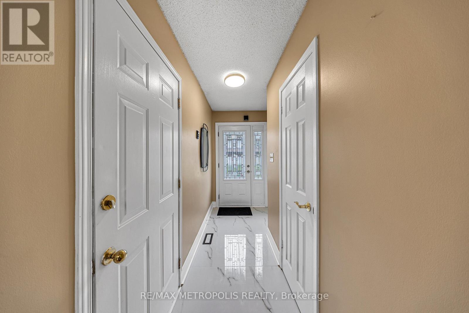 15 - 1980 Rosefield Road, Pickering, Ontario  L1V 3M4 - Photo 4 - E12171712