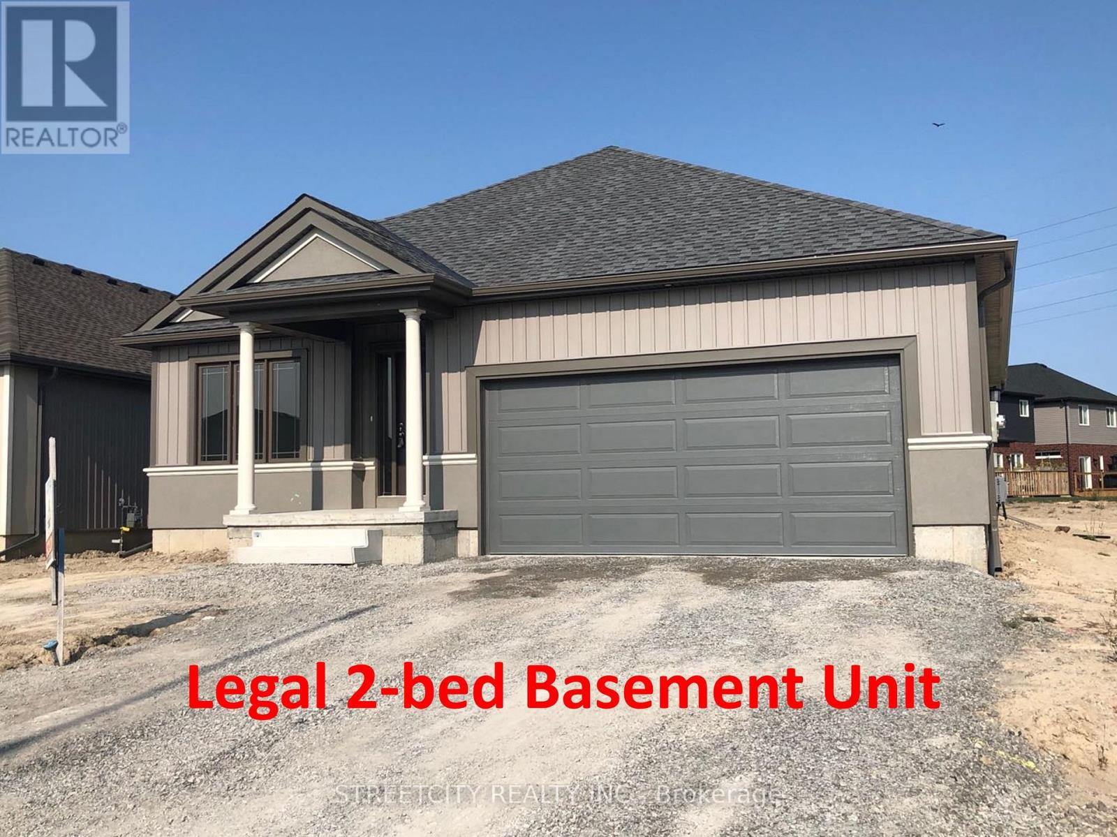 32 BOUNTY AVENUE, Thorold, Ontario