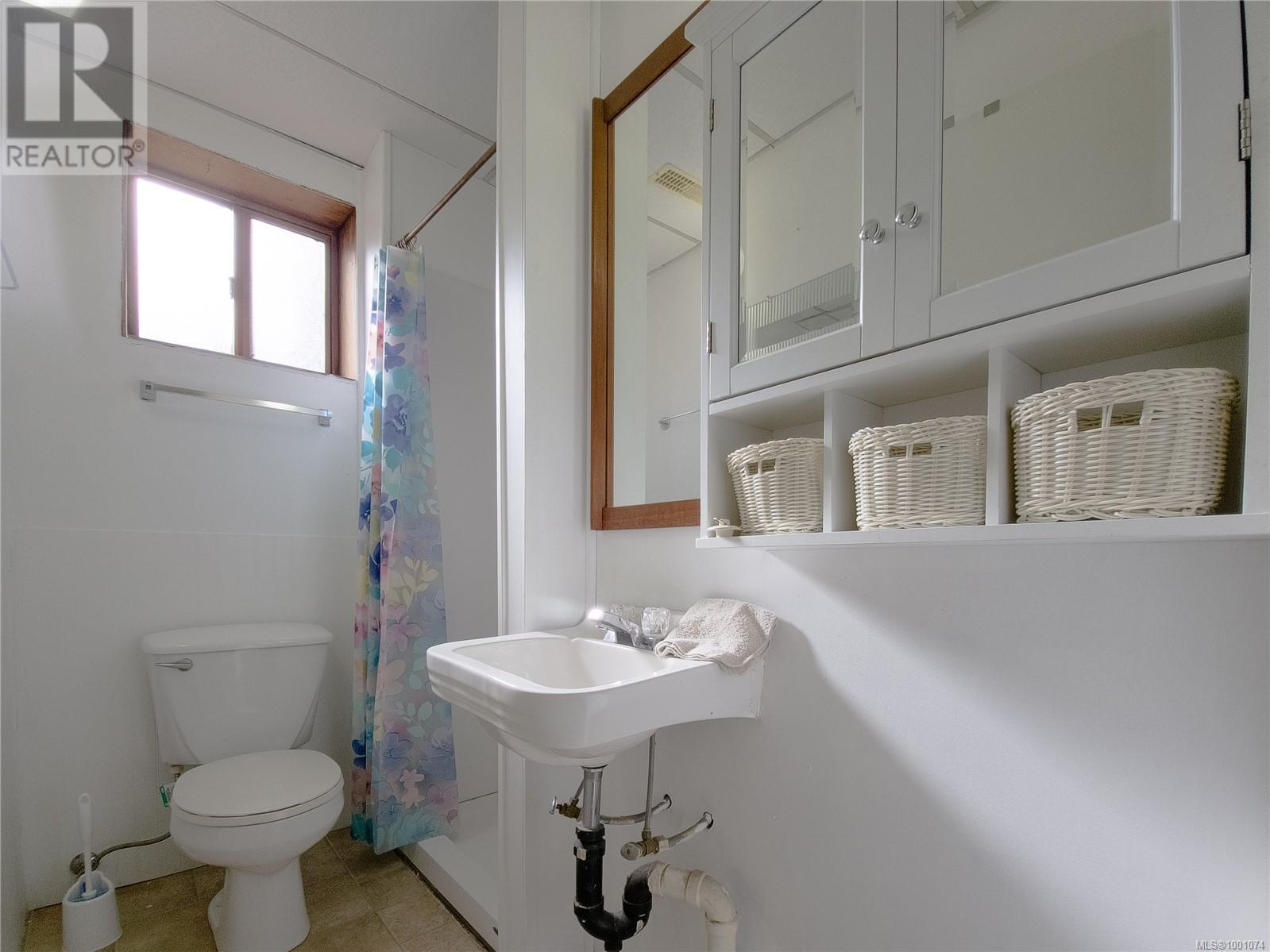 2287 Chelohsin Cres, Port Mcneill, British Columbia  V0N 2R0 - Photo 44 - 1001074