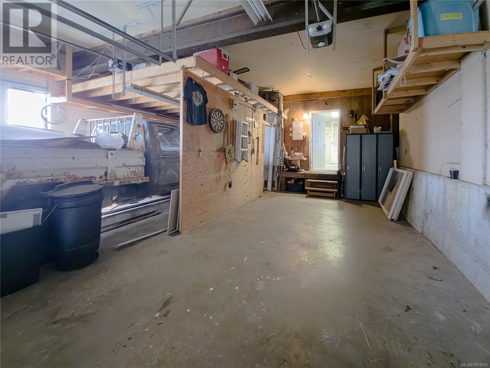 2287 Chelohsin Cres, Port Mcneill, British Columbia  V0N 2R0 - Photo 49 - 1001074