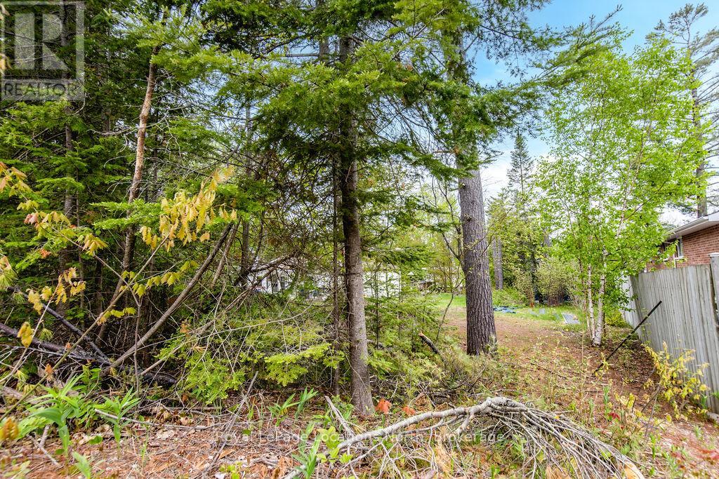 Lot 86 River Road E, Wasaga Beach, Ontario  L9Z 2M1 - Photo 9 - S12171759