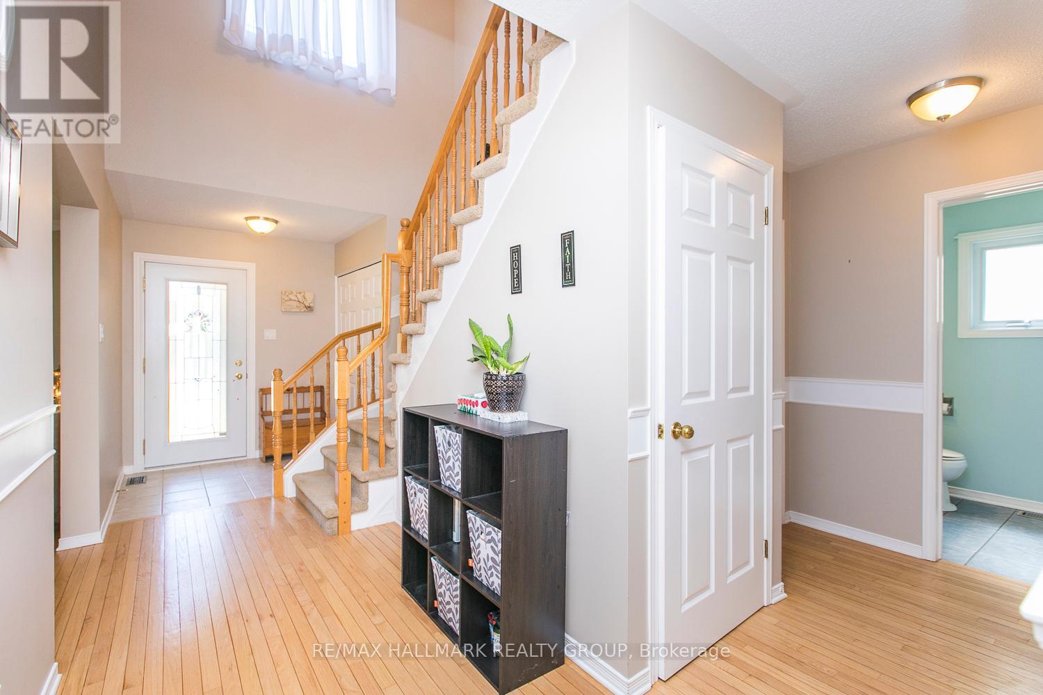382 Pauline Charron Place, Ottawa, Ontario  K1L 8L6 - Photo 19 - X12171754