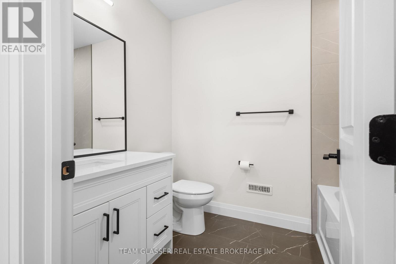 Lot 94 - 70 Benner Boulevard, Middlesex Centre, Ontario  N0L 1R0 - Photo 41 - X12121582