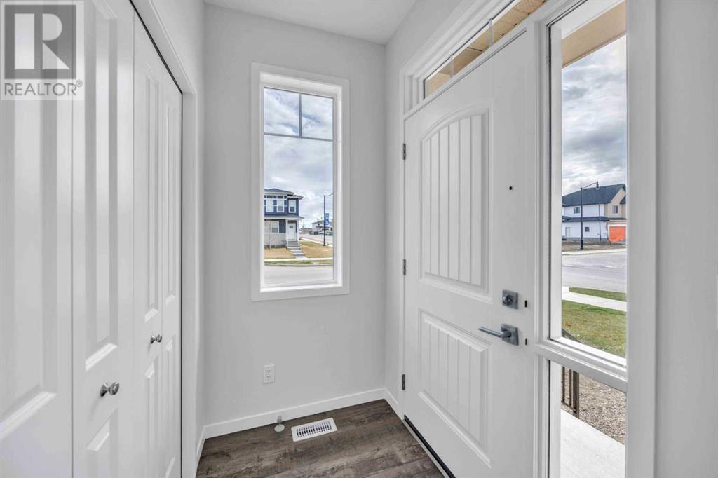 Property at 400 DAWSON Drive image 5