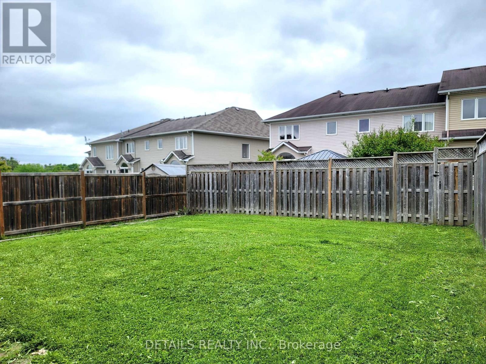 404 Abbeydale Circle, Ottawa, Ontario  K2K 0E8 - Photo 28 - X12046489